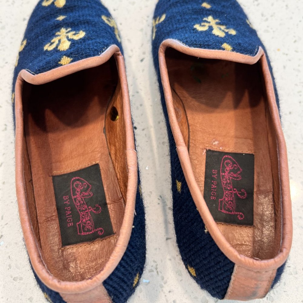 Elegant Navy and Gold Fleur-de-Lis Loafers - Picture 10 of 14